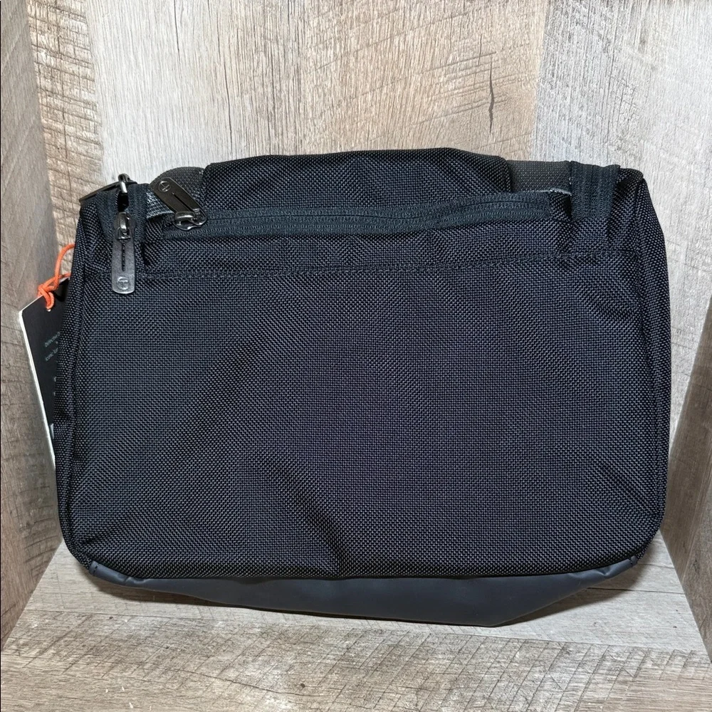 Tumi Tech Doyle Travel Kit